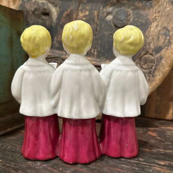 Vintage Ceramic Choir Boys Made in Japan - Picture 4 of 10